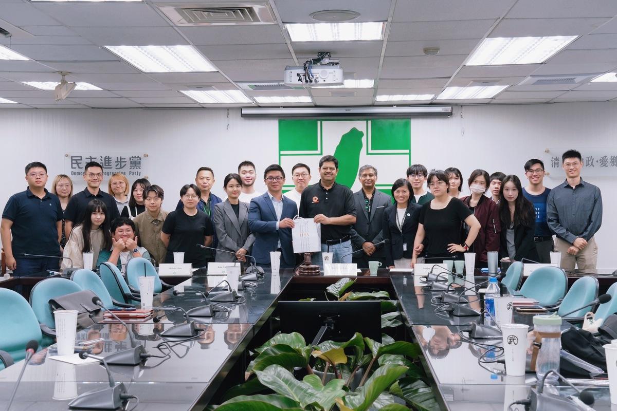 民進黨邀請泰國曼谷智庫亞洲中心（Asia Centre）協力舉辦「數位安全工作坊」。 圖：民進黨提供