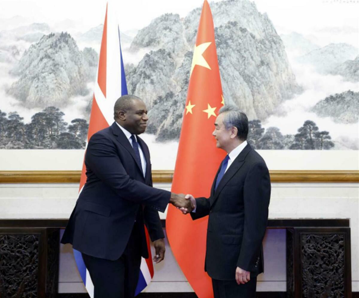中國外長王毅會晤英外相：中方同意全面恢復兩國各領域對話合作機制。 圖片來源/中國外交部