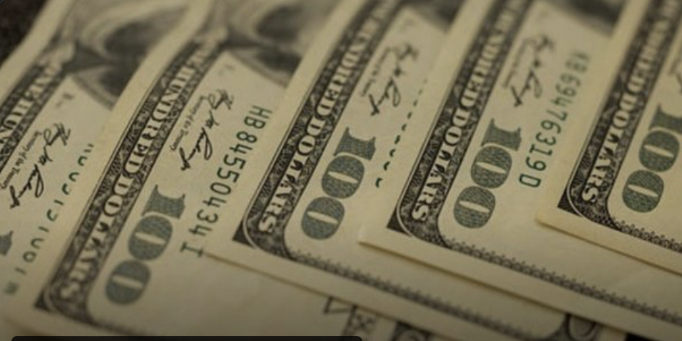 美國2024財年的聯邦預算赤字達到1.83萬億美元，比前一財年增加了8%。 圖：翻攝自 SWMIssouriCowboyHIstorian X 帳號