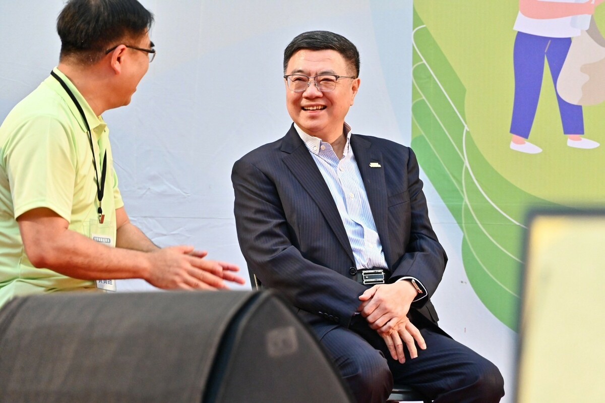 行政院長卓榮泰出席2024年全國環保志工群英會開幕典禮。 圖：行政院提供