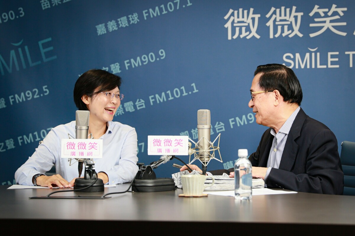 林岱樺(左)接受前總統陳水扁《有夢上水》廣播節目專訪。 圖：林岱樺服務處提供