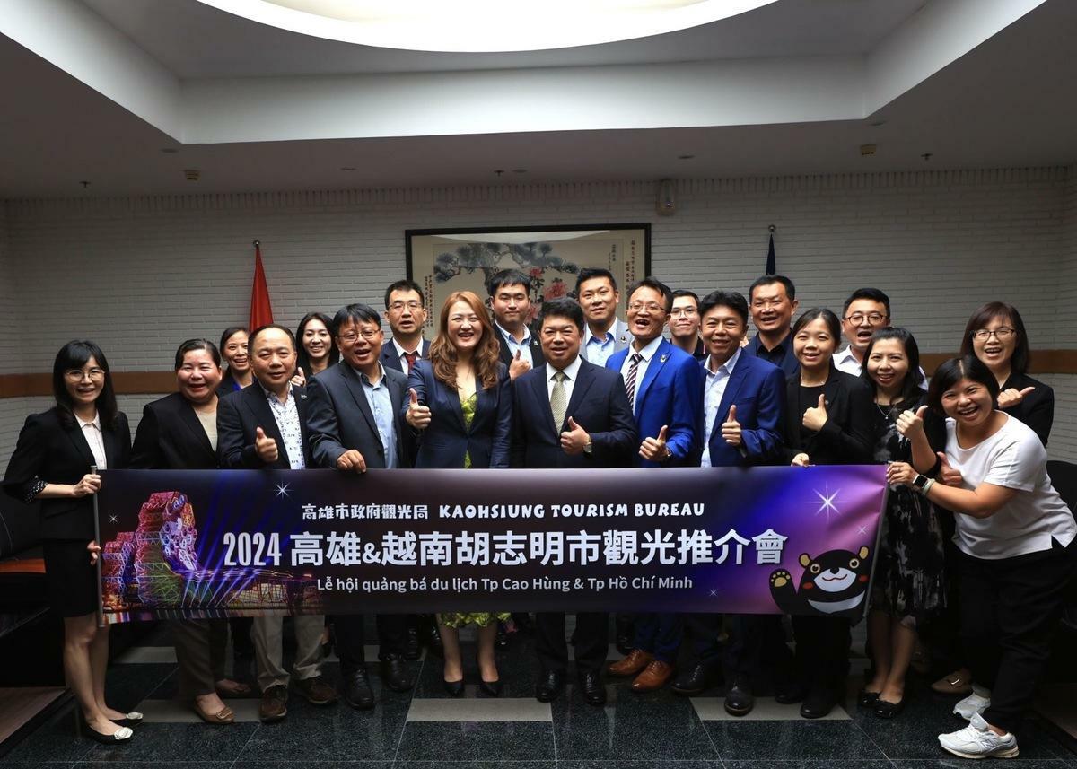 高雄國際觀光隊拜會駐胡志明市台北經濟文化辦事處。 圖：高雄市觀光局提供