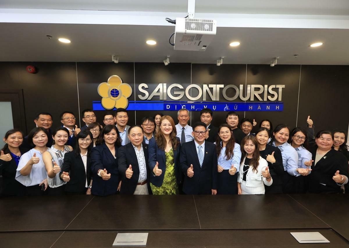高雄國際觀光隊拜會Saigontourist Travel。 圖：高雄市觀光局提供