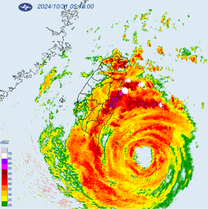 氣象署發布災防告警訊息，針對花東發布大雷雨即時訊息，同時也對12縣市發布超大豪雨、大豪雨特報。 圖：氣象署提供