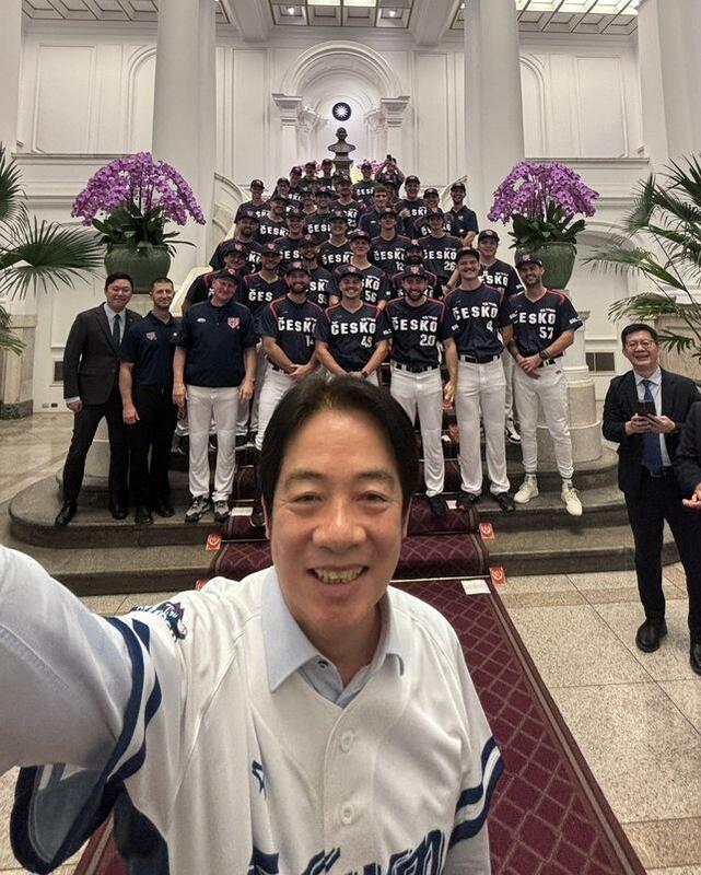 總統賴清德會晤捷克國家棒球隊。 圖：翻攝自捷克棒球隊Ｘ