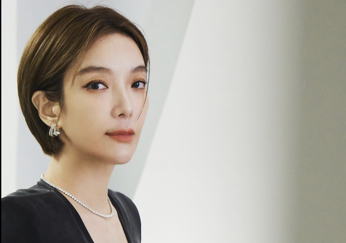 醫療喜劇《村裡來了個暴走女外科》將推出第2季，男主角朱軒洋可能因劈腿風波導致男一位置生變。 圖：攝自FB/蔡淑臻 Janel Tsai