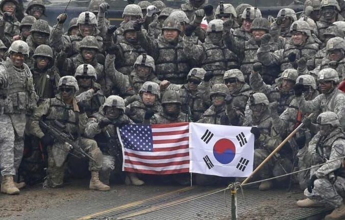 近期朝鮮半島局勢不斷升溫，有美國智庫公布兵推結果稱，如果北韓掀起「第二次韓戰」，北韓人民軍將可能在數個月內遭南韓部隊消滅，北韓也會陷入逼近滅國的絕境。 圖：翻攝自 海風看世界