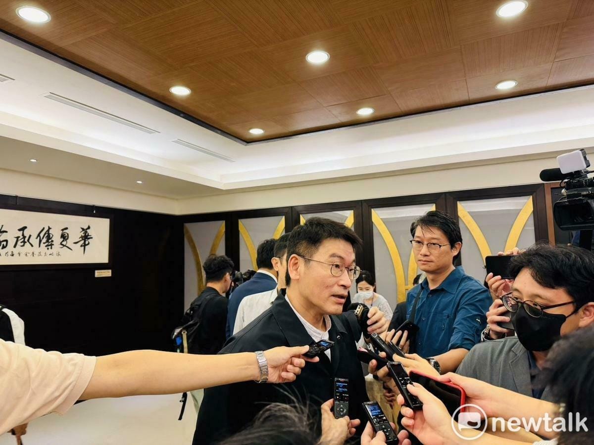 陸委會副主委暨發言人梁文傑今（4）天下午在海基會受訪。 圖：謝莉慧/攝