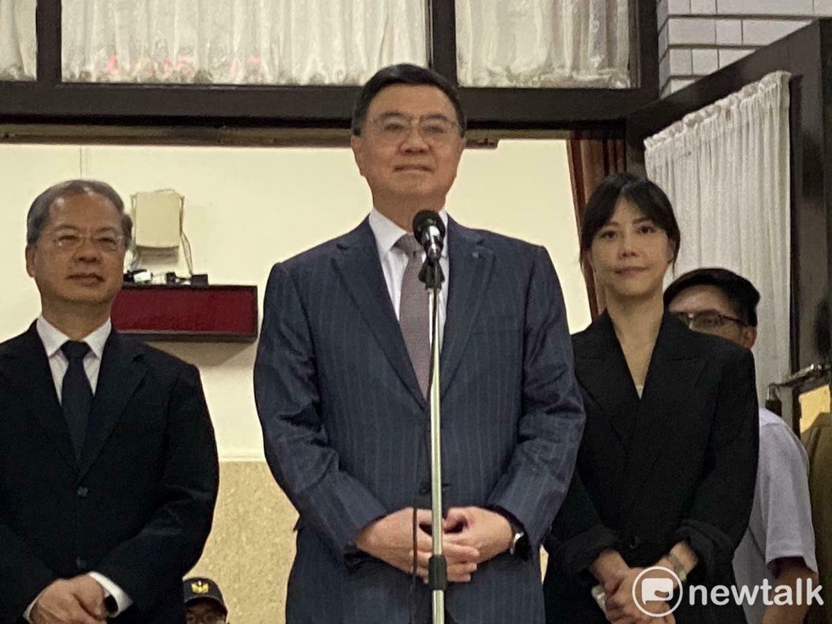 行政院長卓榮泰(中)。 圖：林朝億/攝
