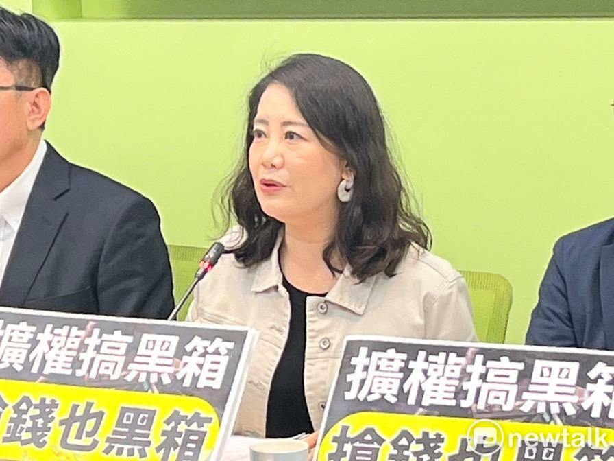 民進黨團幹事長吳思瑤呼籲藍白回頭來行使考試院、大法官的人事同意權。 圖：金大鈞/攝