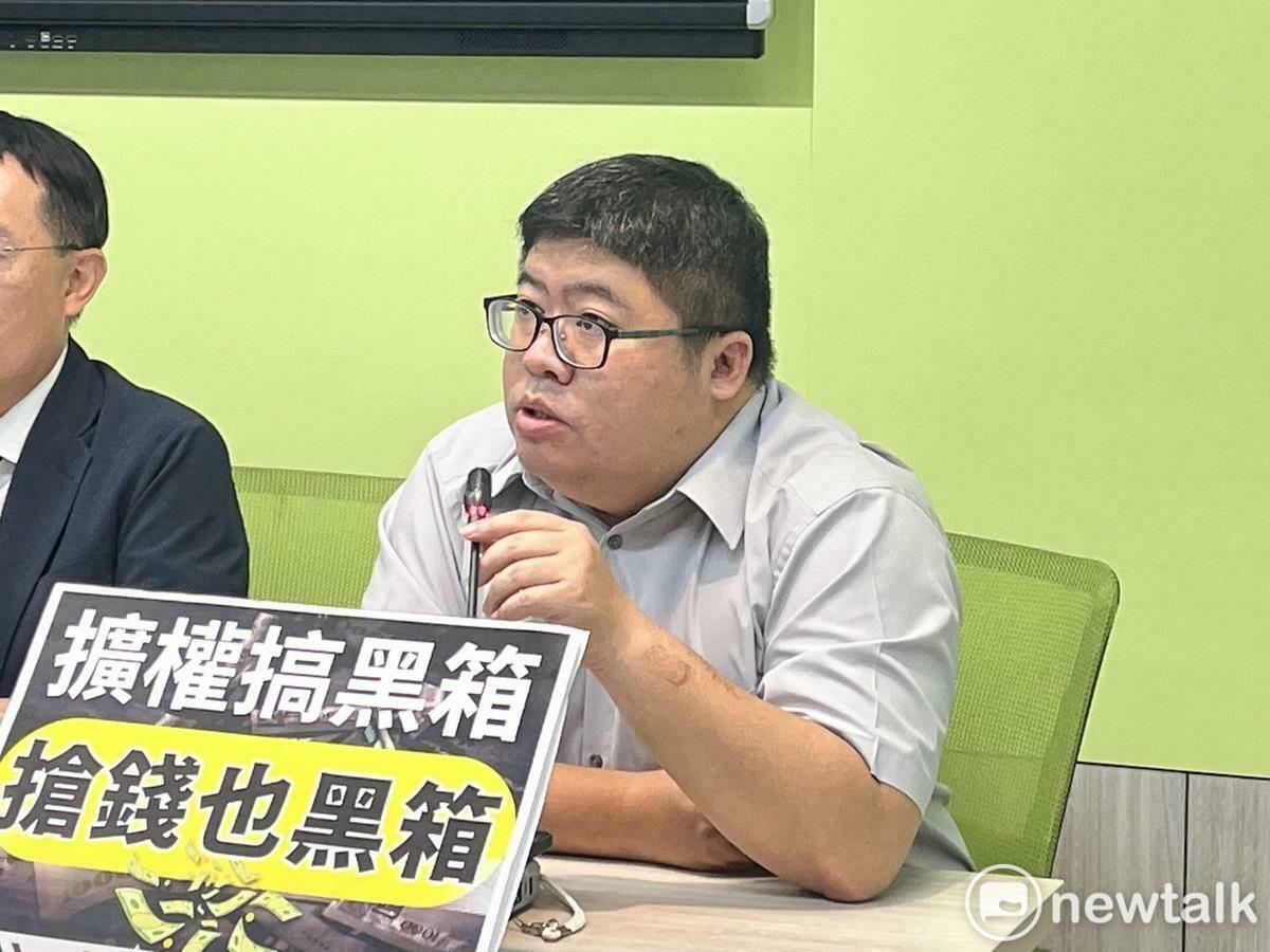 民進黨立委蔡易餘指出，呂政璋跟派系沒有關係，也沒有施壓與任何目的，中間充滿了誤會。 圖：金大鈞/攝
