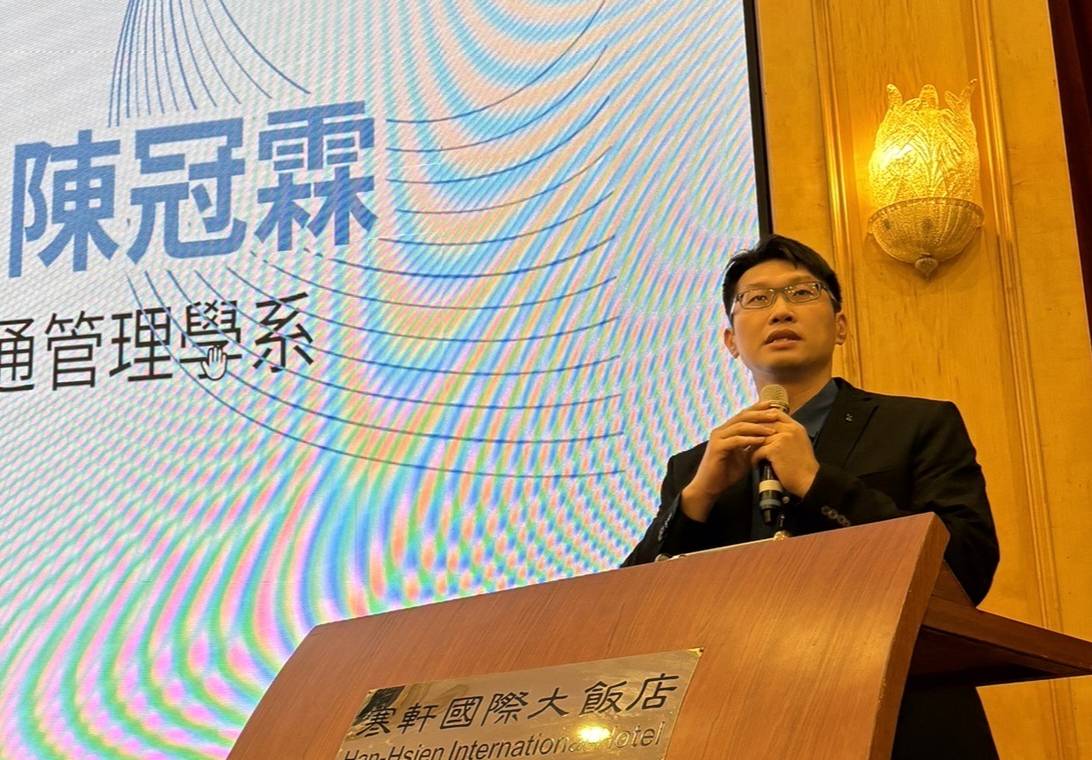 樹德科大助理教授陳冠霖表示，社群對美國總統大選討論的相對有限。 圖：孫家銘翻攝