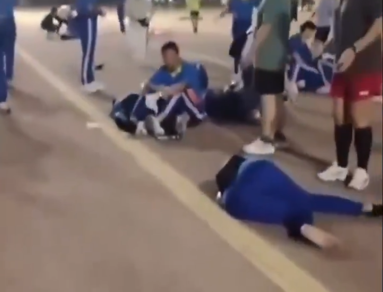 珠海體育中心發生開車惡意撞人事件。 圖：翻攝自蔡慎坤 X 帳號