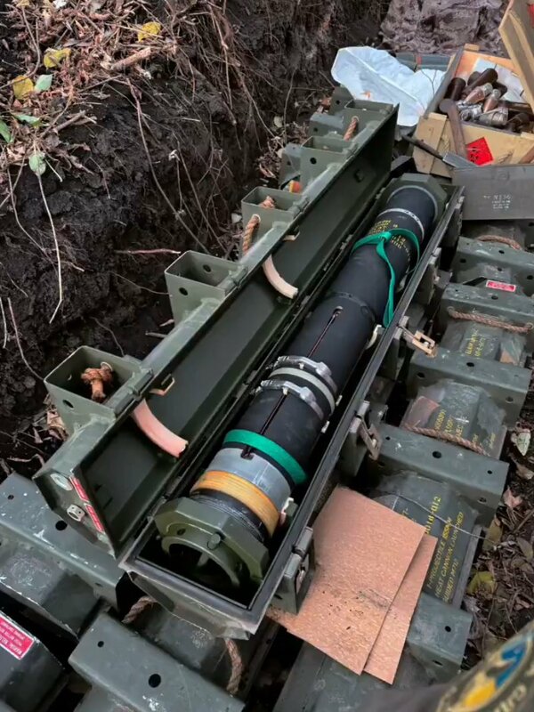 美國供應的 M712 Copperhead 155 毫米雷射制導炮彈首次曝光，已在烏克蘭庫爾斯克州投入使用 圖：截自「 x 」@Osinttechnical