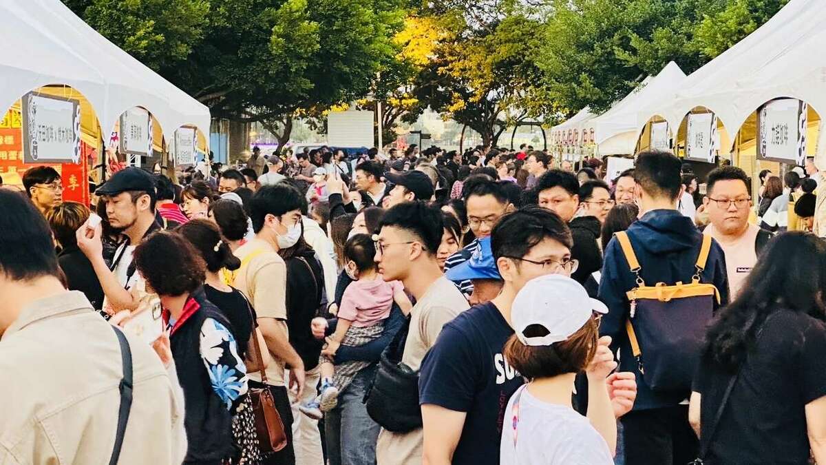 咖啡市集將集結60家知名咖啡及甜點店的攤位。 圖：高雄市觀光局提供