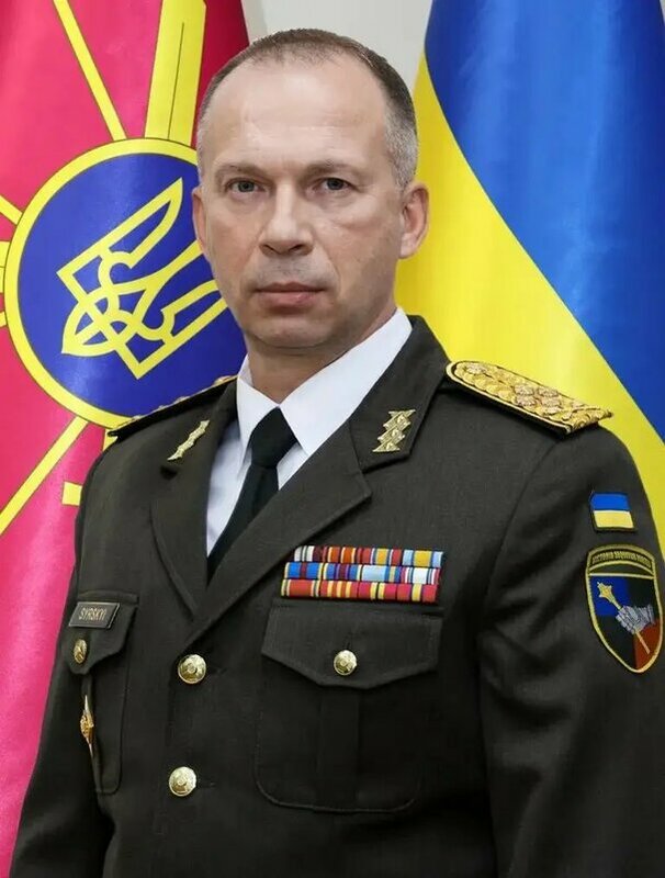烏克蘭總司令瑟爾斯基親臨庫爾斯克前線，指揮烏軍與俄羅斯及北韓聯軍的激戰，極大地鼓舞了士兵的士氣。 圖:翻攝自X帳號@AllEvansichuan
