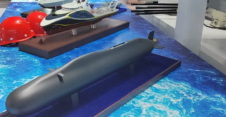 中國國產無人特戰潛艦亮相珠海航展。 圖 : 翻攝自騰訊網