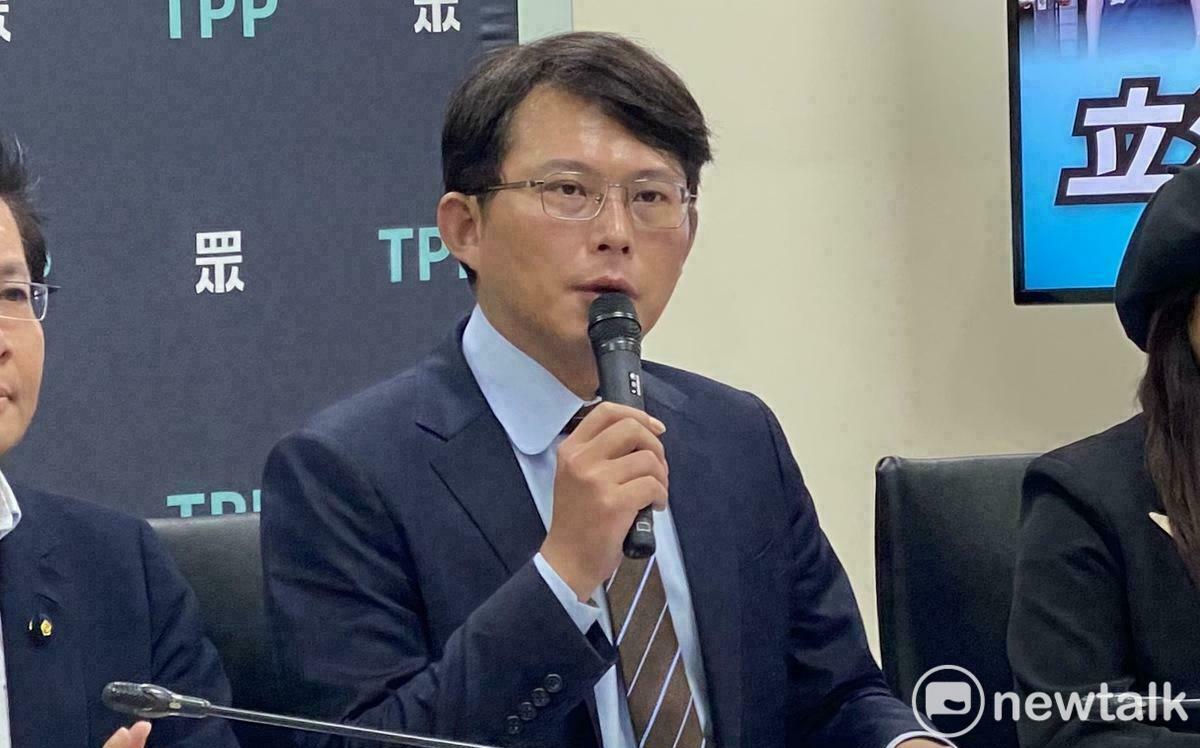 藍白拚通過「翁柏宗條款」 黃國昌：卓榮泰應回答是否重送NCC名單