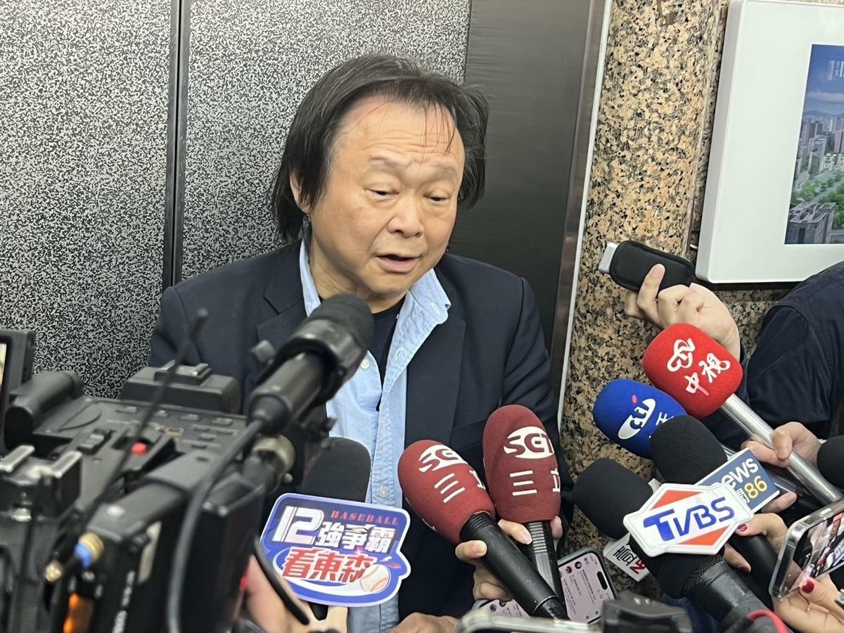 民進黨立委王世堅批評，面對爭議道歉即可，吱吱喳喳、反客為主，這真的不對。  圖：讀者提供