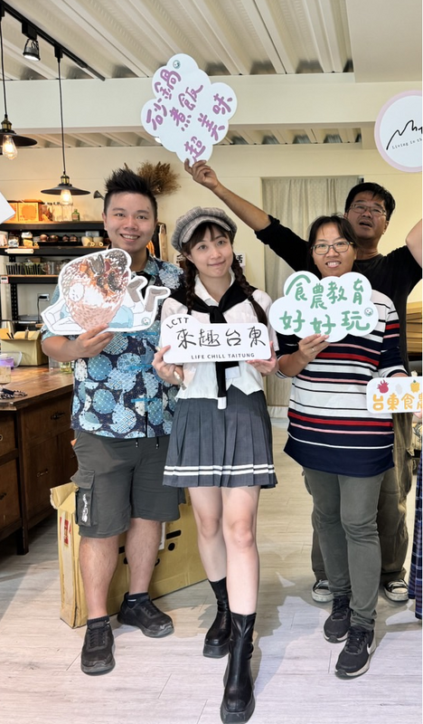 山下生活體驗活動大原hen好玩飯糰製作。 圖：虎克船長/提供