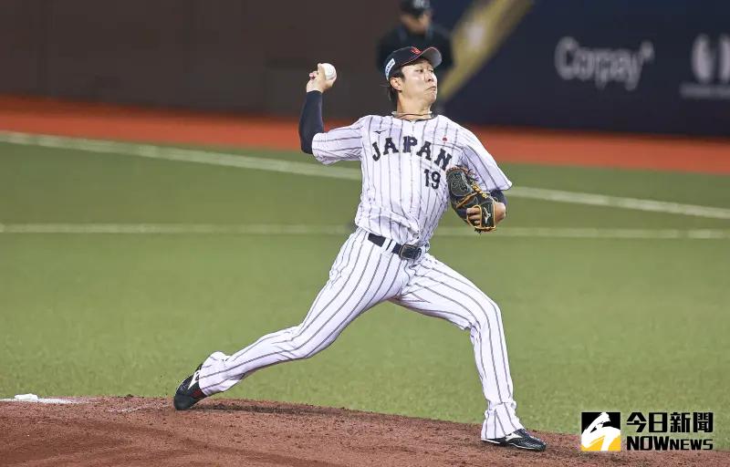 ▲世界棒球12強日本隊投手高橋宏斗，今晚超級循環賽首戰對美國再度掛帥先發，誓言要絕不留遺憾的投球。（圖／記者葉政勳攝 , 2024.11.15）