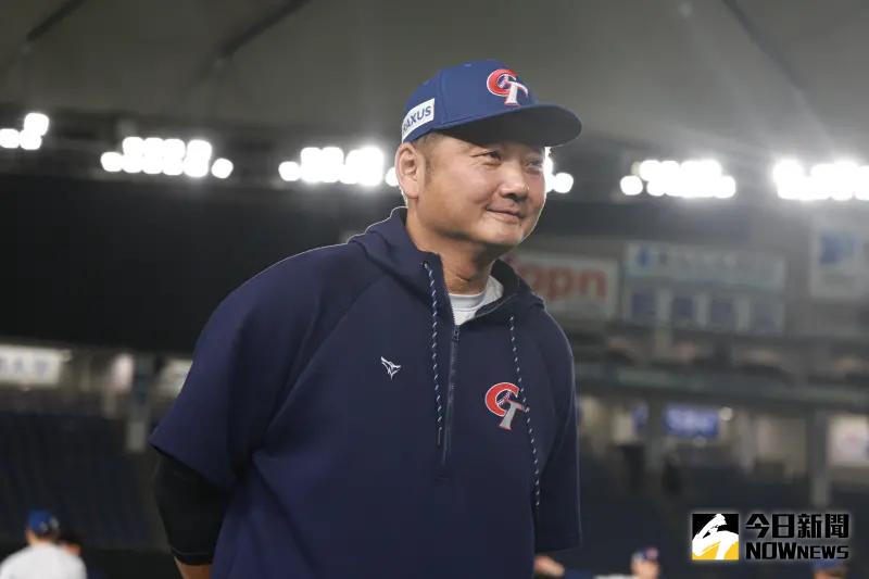 ▲世界棒球12強超級循環賽，中華隊今天以8：2打趴美國隊拿下首勝，全場敲出14支安打，總教練曾豪駒賽後透露，情蒐幫了大忙。（圖／記者葉政勳攝 ）