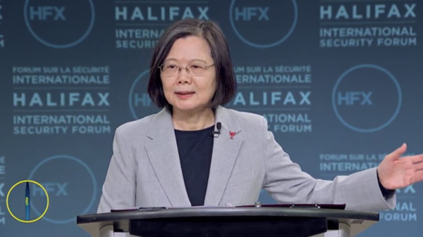 前總統蔡英文在哈利法克斯國際安全論壇發表演說，並宣布明年2月論壇在台北舉行。 圖片來源:Halifax International Security Forum
