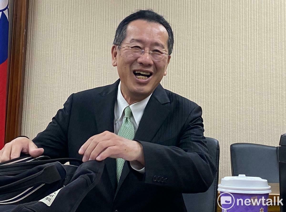 國防部長顧立雄受訪。 圖：林朝億/攝