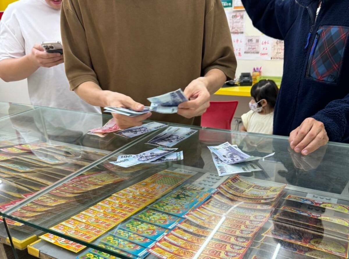 何昱奇理事長用經驗判斷預估銷售熱度約4億，70%投注中華隊，投注中華隊約2億8千萬，賠率均為2倍，彩迷昨晚整體應該獲得5億6000萬元，正確數字仍應以台灣運彩公布資訊為準。 圖：運彩公會/提供