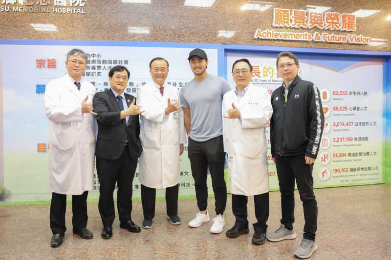 2024世界棒球12強賽，中華隊4比0完封日本奪冠，林家正與潘傑楷因激烈比賽受傷，今早檢查結果曝光。 圖：新光醫院／提供