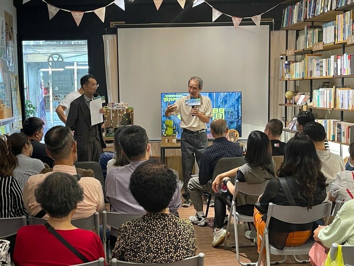 社區流浪動物關懷議題講座，居民反應熱烈。 圖：孫家銘翻攝