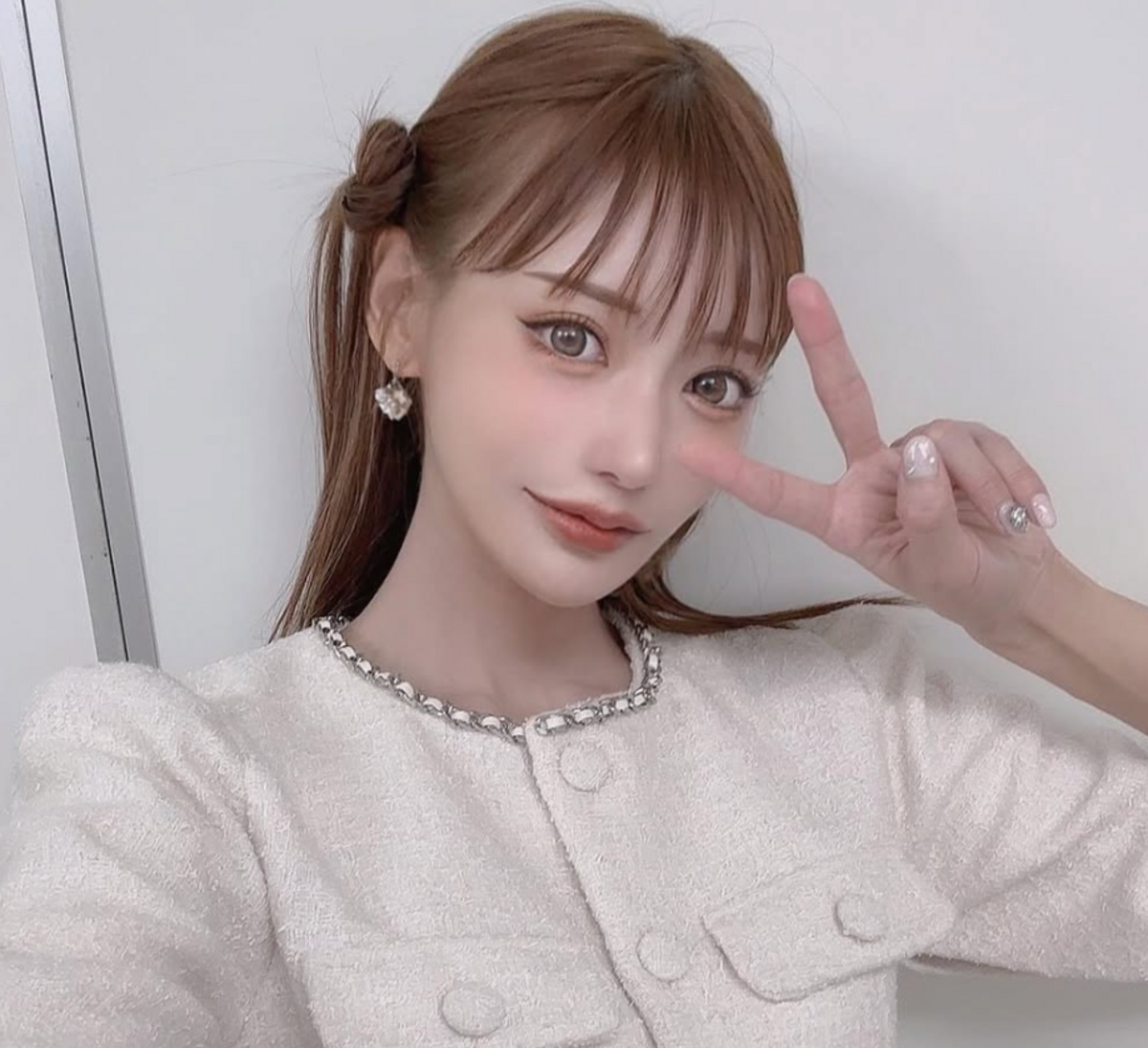 前日本AV女友明日花綺羅引退後，在東京多個地區開設酒店並經營風俗店。 圖：翻攝自明日花綺羅IG