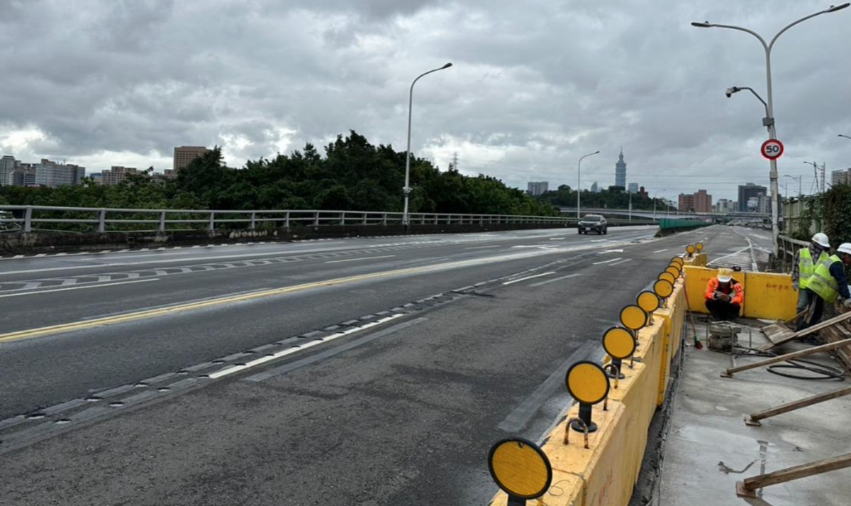 福和橋復舊作業提前完工，橋面將於12月3日清晨6時開始通車。 圖：翻攝自新北市工務局官網