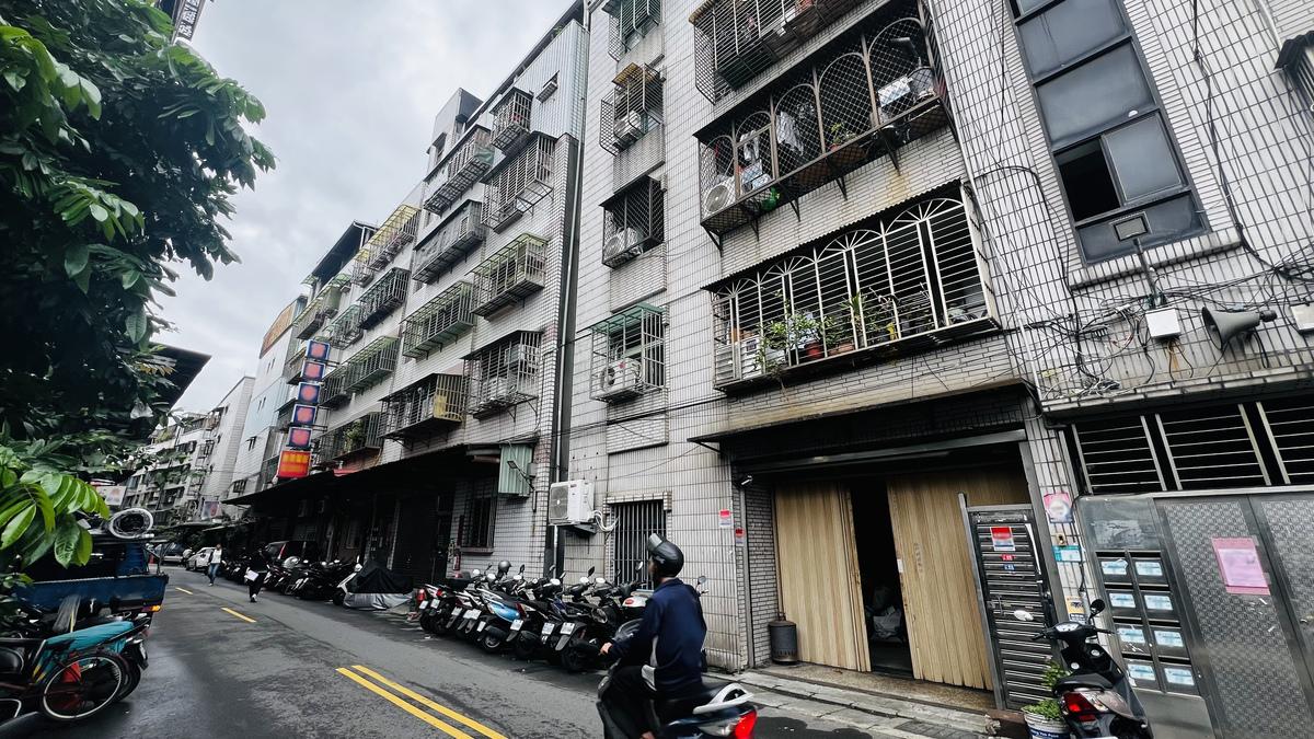 三重永安北路海砂屋現況。 圖：新北市都更處／提供