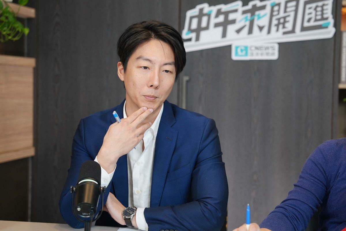 民進黨發言人吳崢今（4）日接受主持人黃光芹《CNEWS匯流新聞網》政論live直播節目《中午來開匯》專訪。 圖：《CNEWS匯流新聞網》提供