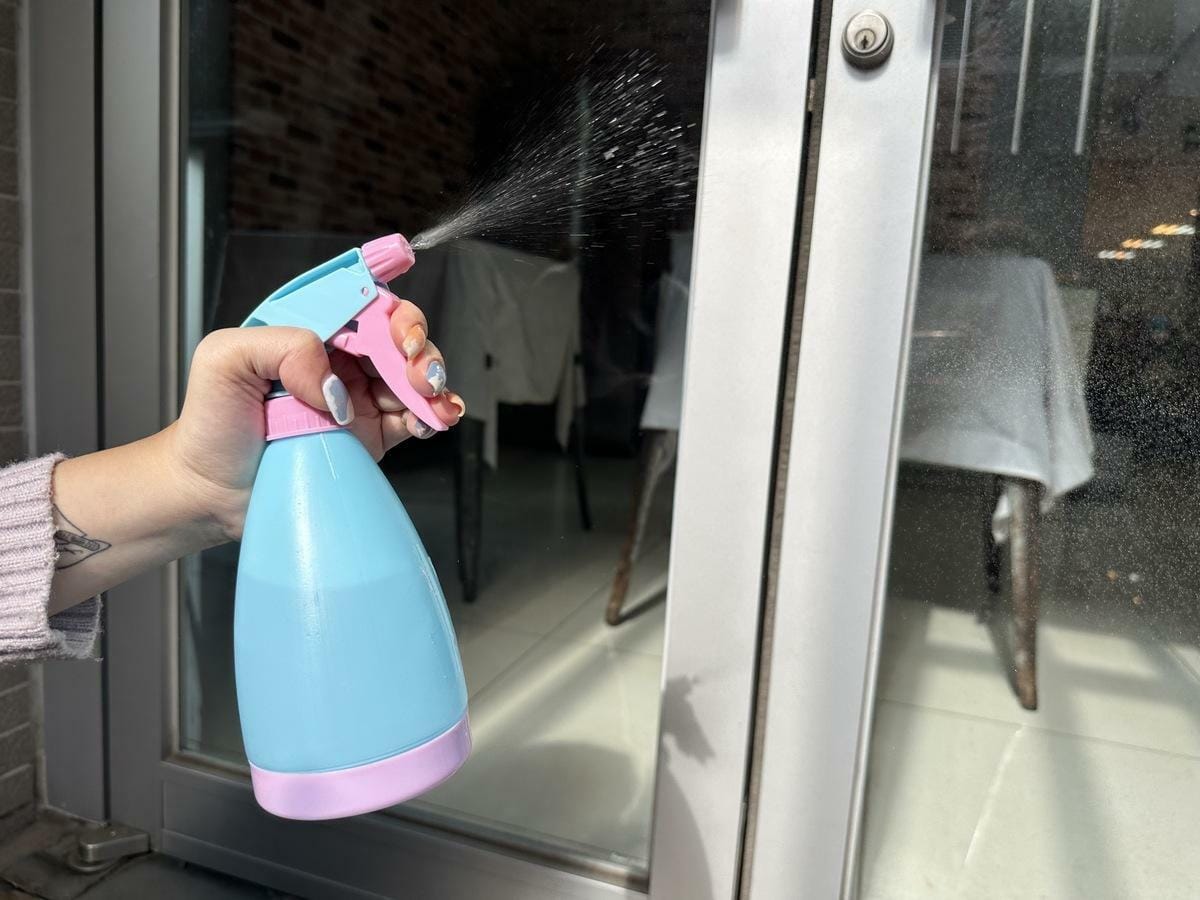 考量壬基酚及壬基酚聚乙氧基清潔劑使用涉及環境流佈，對環境及人體健康的危害，環境部公告有害清潔劑禁止輸入。（示意圖） 圖：葉宜哲／攝