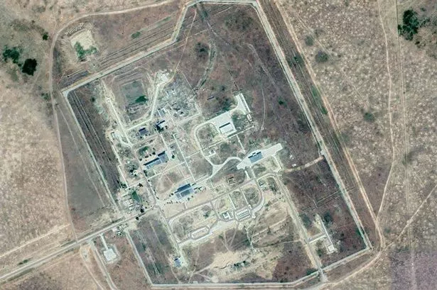 烏軍日前派遣無人機，對俄羅斯發射「榛果樹」中程彈道導彈的卡普斯京亞爾試驗場發起襲擊，但俄軍方面聲稱「只有試驗場大門受爆炸波及」。圖為卡普斯京亞爾試驗場。 圖：翻攝自 @NOELreports X 帳號