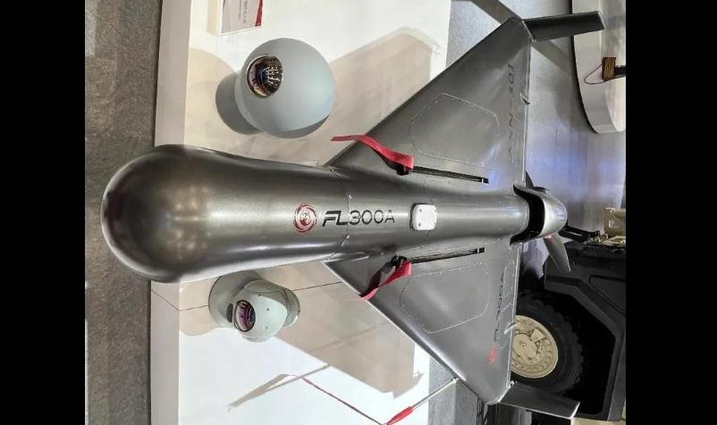 中國在珠海航展上展出專門打擊雷達的「飛龍 300A 」反輻射無人機，有中國專家認為，該款無人機可能協助中國打開武器外銷的市場。 圖：翻攝自 科羅廖夫