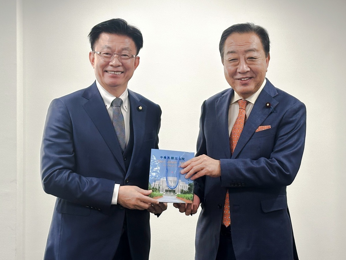 民進黨立委郭國文第三度與日本前首相野田佳彥會面。 圖：翻攝自郭國文臉書