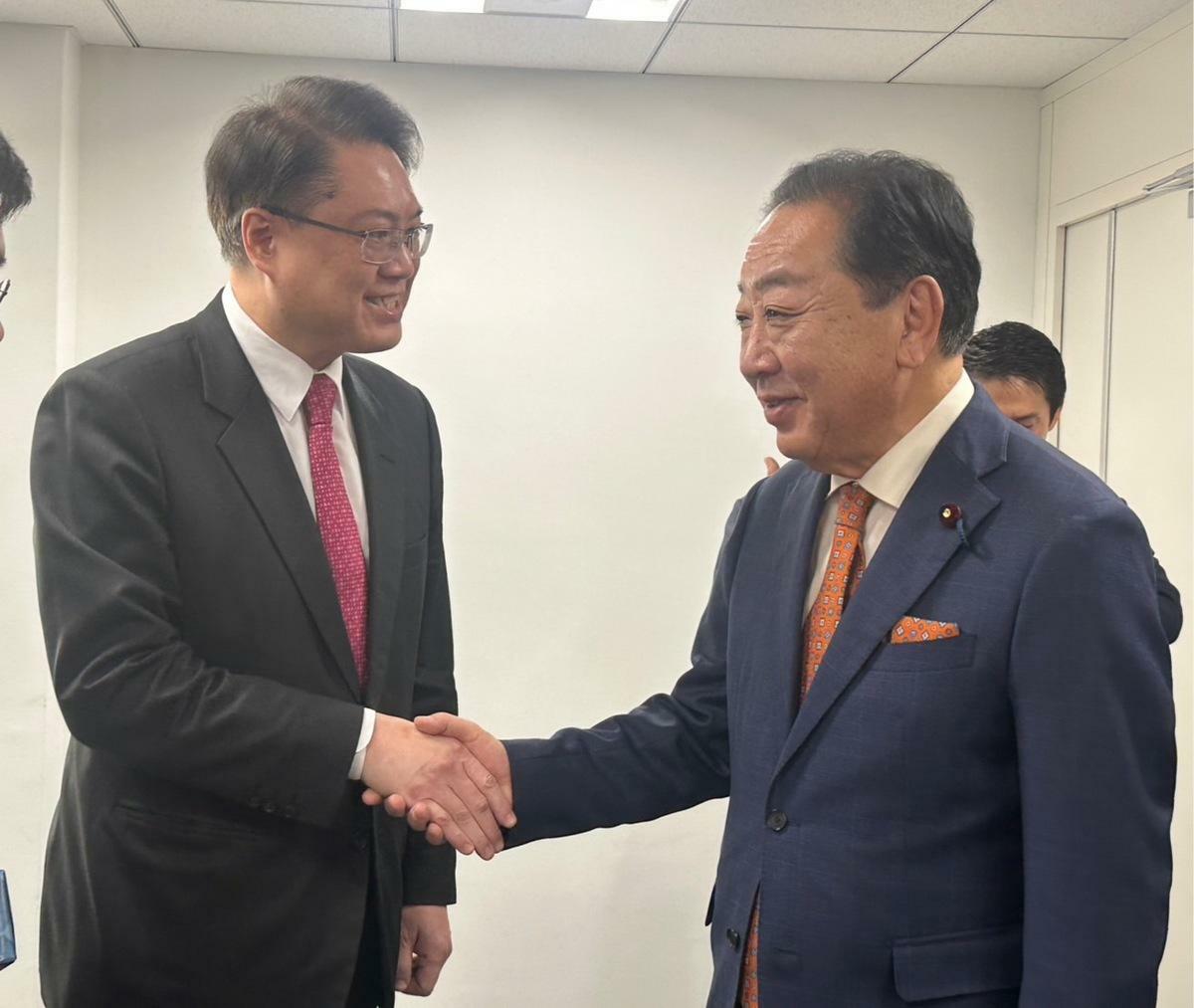民進黨秘書長林右昌率團拜會立憲民主黨代表、前首相野田佳彥。 圖：民進黨提供
