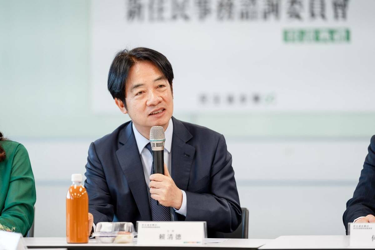 民進黨新住民部舉辦第二屆新住民事務諮詢委員會授證典禮，兼任黨主席的總統賴清德出席。 圖：民進黨提供