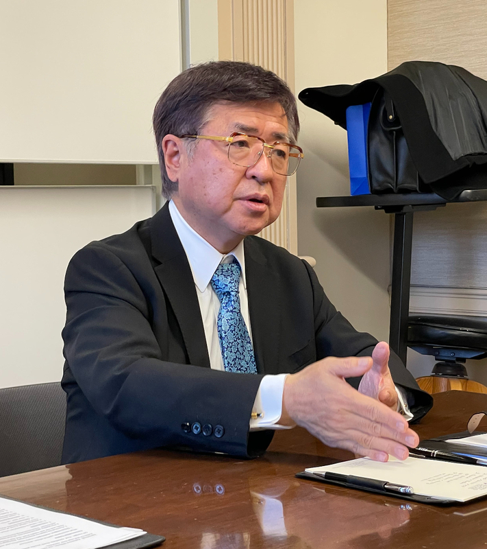 日本資深外交官兼原信克（Nobukatsu Kanehara）近期接受專訪時，對東亞局勢與全球安全挑戰發表了深刻看法，並強調應加強應對中國可能引發的台海危機。 圖：擷自X帳號@JapanCons_NY