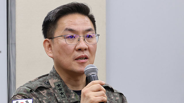 南韓首都防衛司令李鎮雨在總統尹錫悅於本月 3 日宣布戒嚴後，涉嫌調派部隊至國會大樓，昨 ( 13 ) 晚間遭檢察廳特別搜查本部以叛亂與濫用職權等罪名逮捕。 圖: 擷自X帳號@KBSnews