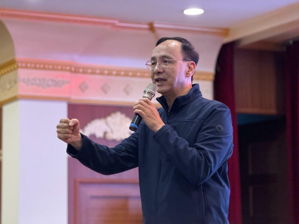 國民黨主席朱立倫認為，執政當局用抹紅、惡意攻擊在野黨，是反民主的作法。 圖：國民黨文傳會提供