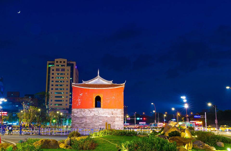 夜晚的北門。 圖：台北市政府提供