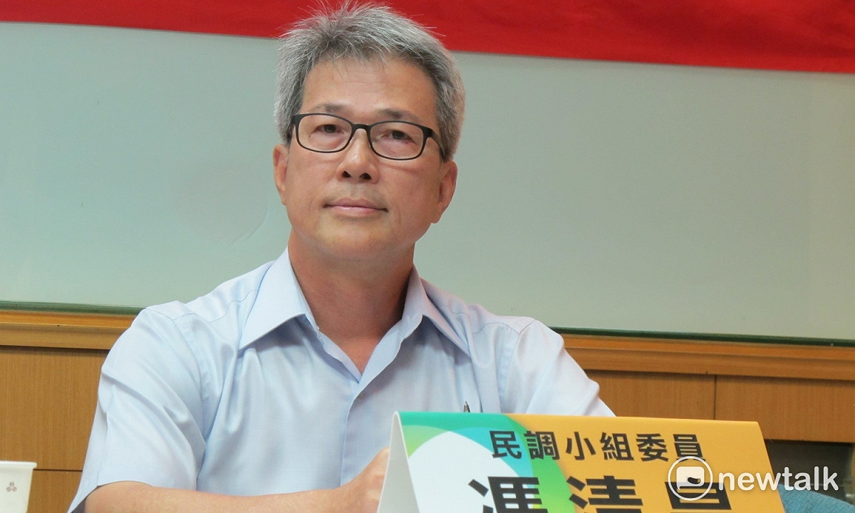 前台北市教育局副局長馮清皇6日表示，問到考試能否反應教學品質時，有近半民眾不認同。 圖：林朝億/攝