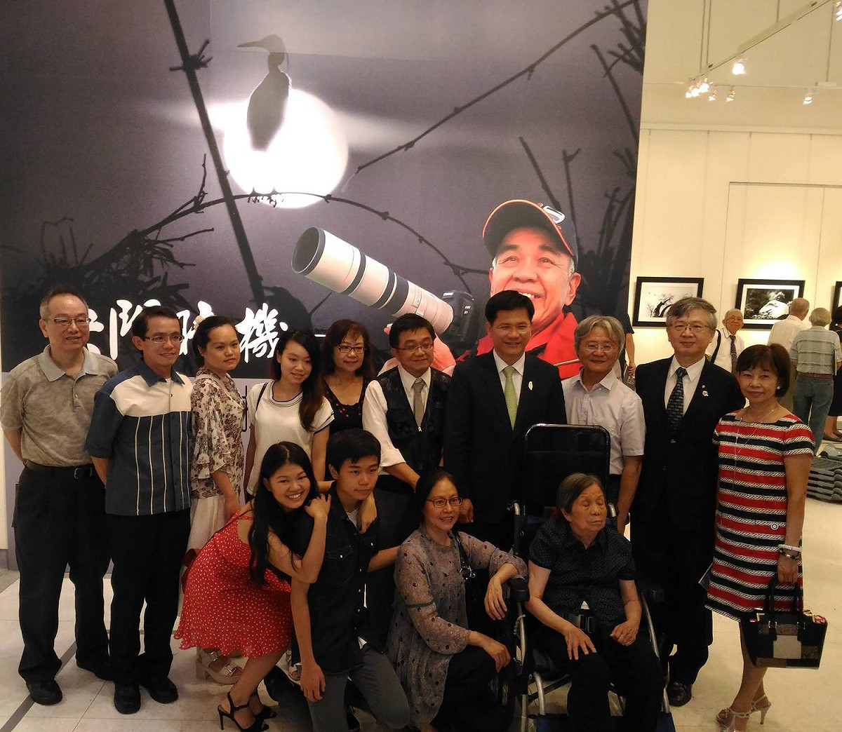 台中市文化局長王志誠表示，余如季是眼睛睜著，手裡就拿著相機，紀錄台灣的歷史，現在他自己拍攝的作品，成為台灣歷史的一部分。 圖：翻攝台中市大墩文化中心臉書