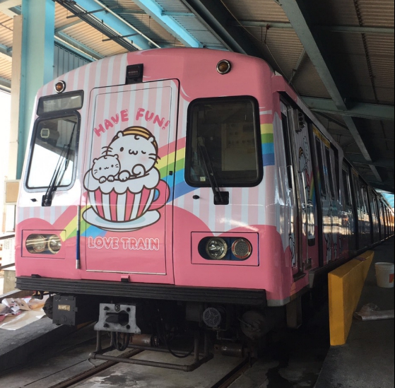台北捷運推出嶄新親子彩繪列車，全新彩繪列車將在8月9日淡水信義線首航。 圖：台北捷運公司