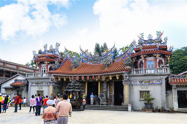 紫雲寺是嘉義重要宗教信仰與觀光地點，也是重要的嘉義縣定古蹟。 圖：嘉義縣政府提供