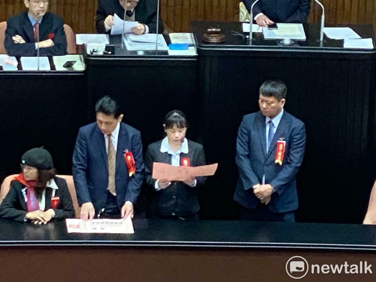 立法院今日進行第14屆考試院長、副院長及7名考委被提名人同意權行使。 圖：林朝億/攝
